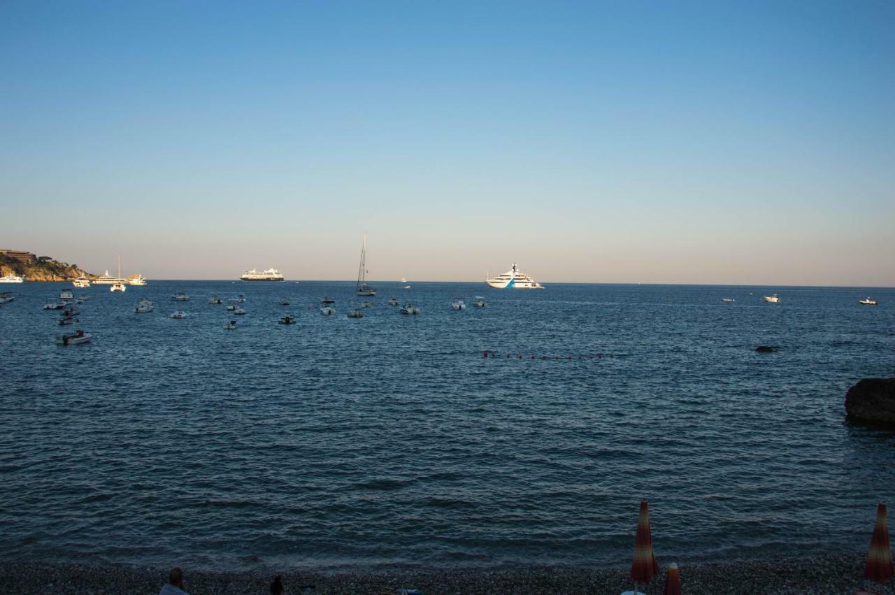 Apartamento Maretna Giardini-Naxos Exterior foto
